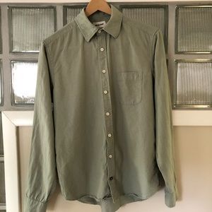 Taylor Stitch The California in Olive Hemp Poplin